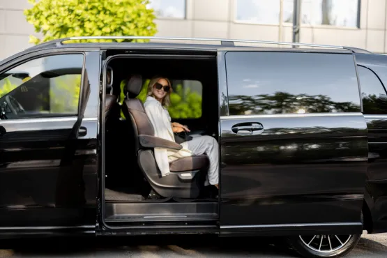 private driver vtc geneve van mercedes tout confort
